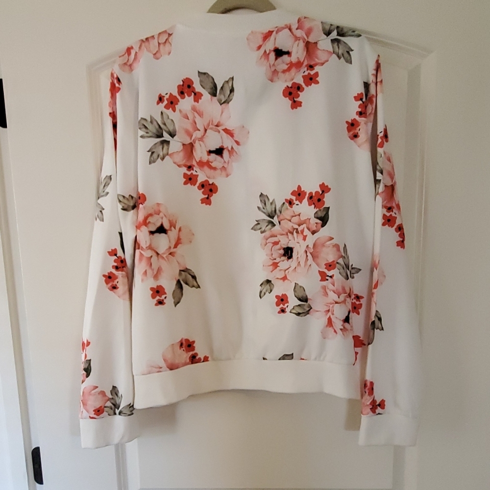 Lightweight Jacket - Picture 4 of 5